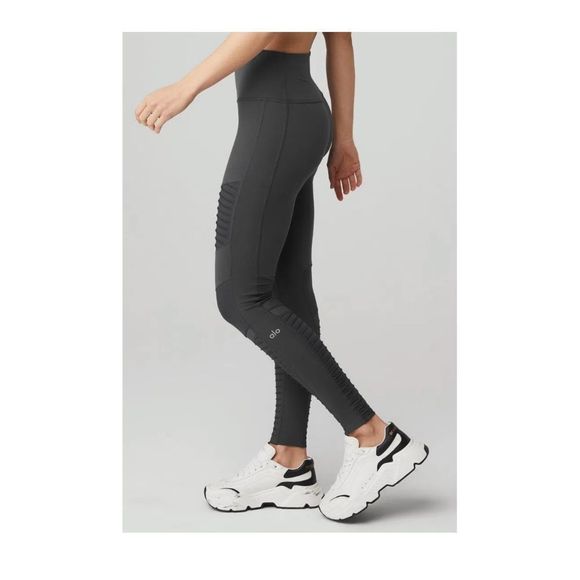 Alo Yoga High-Waist Moto Legging Anthracite/Anthracite‎ Glossy nwt - Picture 1 of 9